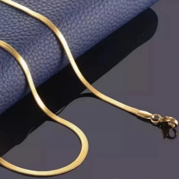 NEW GOLD HERRINGBONE FLAT CLAVICLE LINK CHOKER CHAIN NECKLACE - Picture 3 of 3